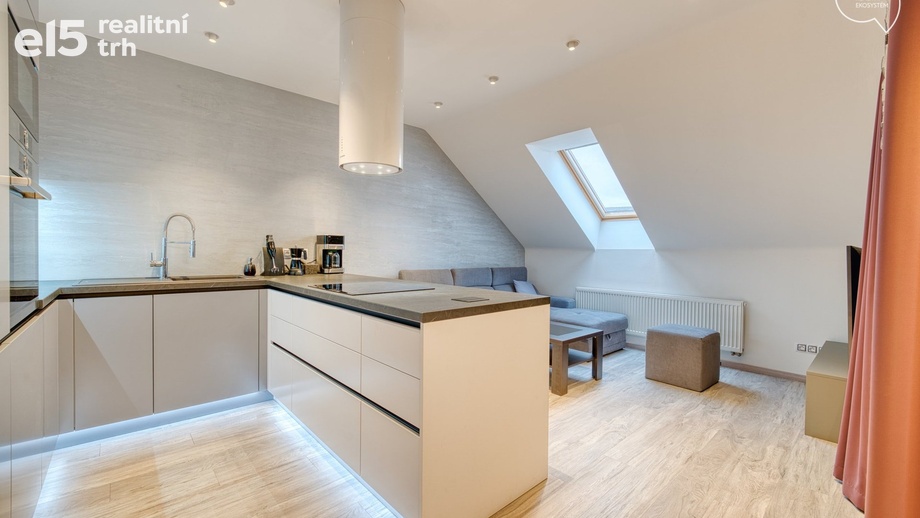 Pronájem byty 3+kk, 80 m² - Moravany