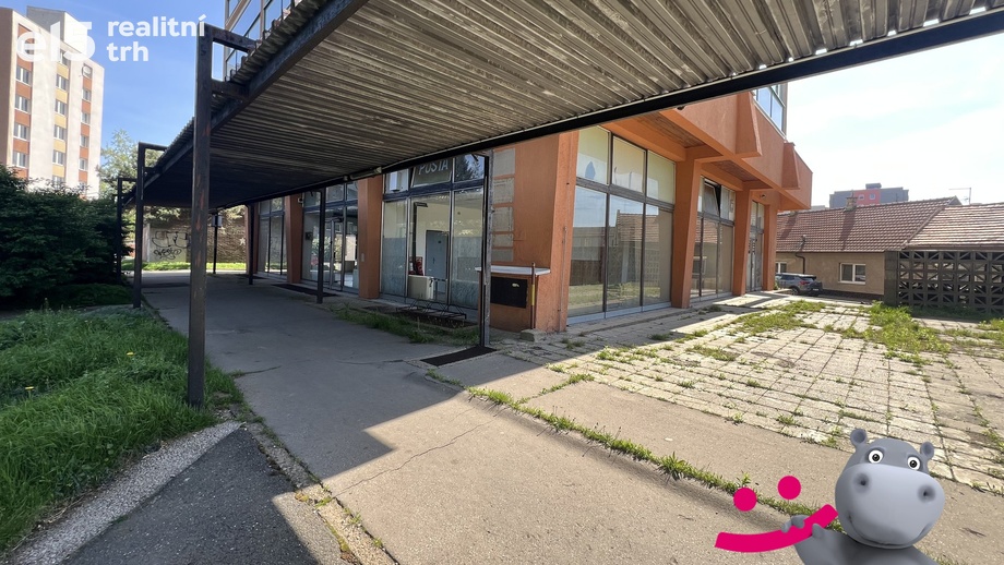 Prodej obchodního prostoru 218 m², Kralupy nad Vltavou - Lobeček