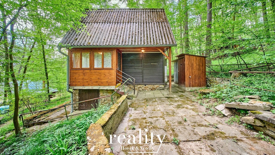 Prodej chaty 40 m², Štítary