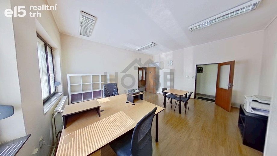 Pronájem obchodní prostory, 75 m² - Beroun-Město