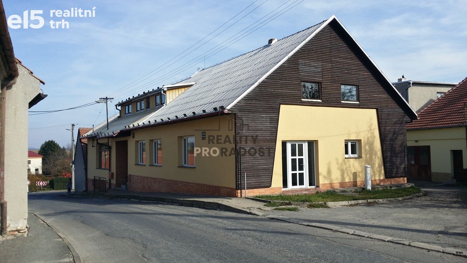 Pronájem byty 1+kk, 52 m² - Vavřinec - Veselice na Moravě