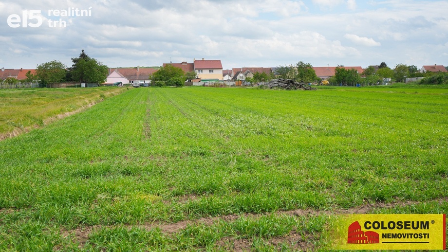 Prodej pole 2 647 m², Brod nad Dyjí