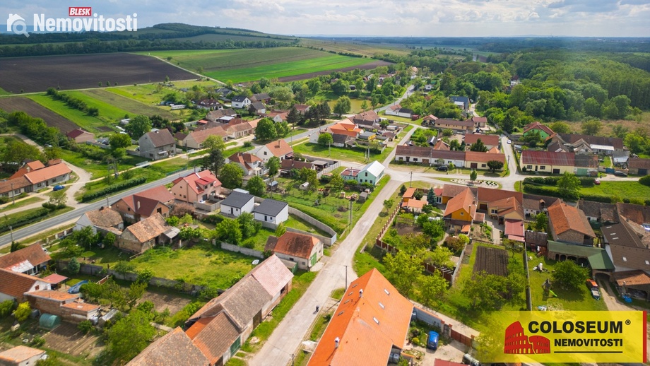 Prodej pole 2 647 m², Brod nad Dyjí
