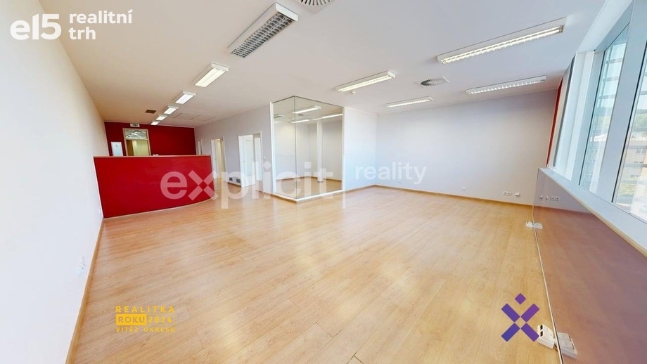 Pronájem kanceláře, 108 m² - Zlín