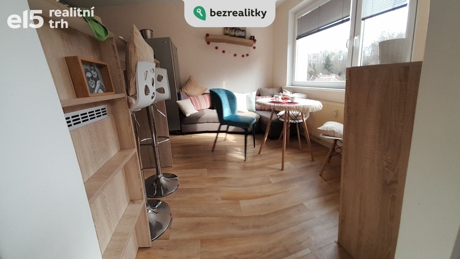 Prodej byty 1+1, 36 m² - Loket