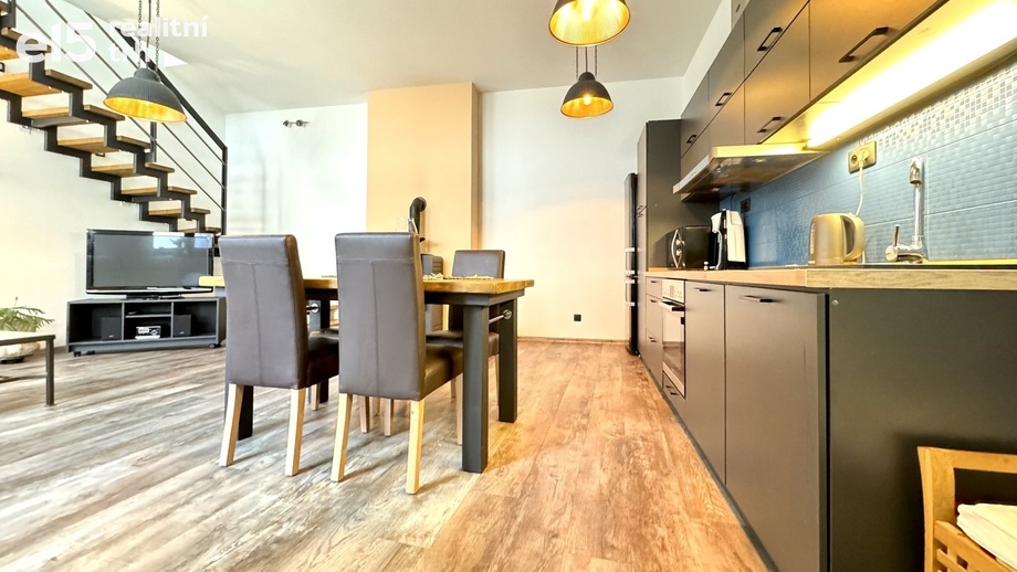 Pronájem byty 3+kk, 90 m² - Tachov