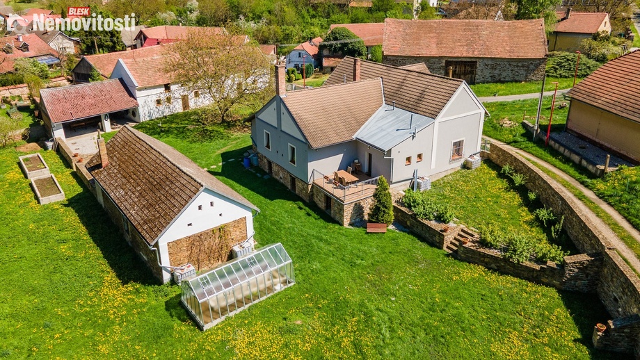 Prodej rodinného domu 167 m², Červené Pečky - Bořetice