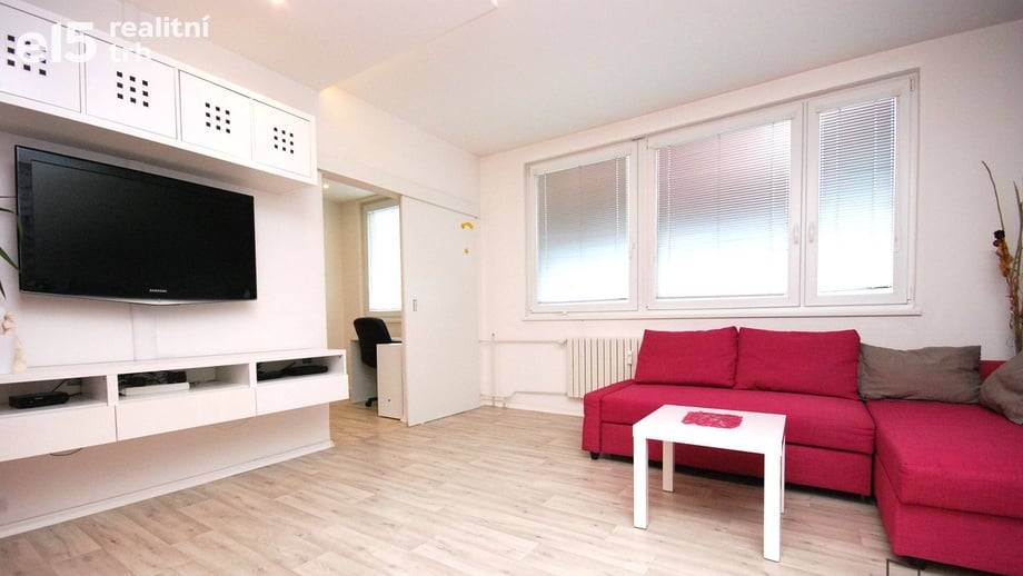 Pronájem byty 2+kk, 46 m² - Břeclav
