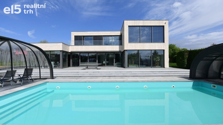 Prodej vila, 361 m² - Moravany