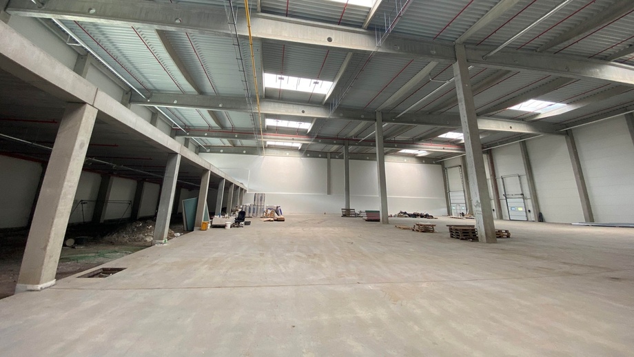 Pronájem skladu 2 000 m², Ostrava