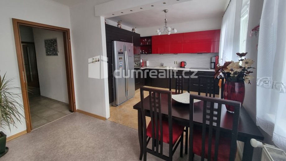 Pronájem byty 3+1, 80 m² - Lošany