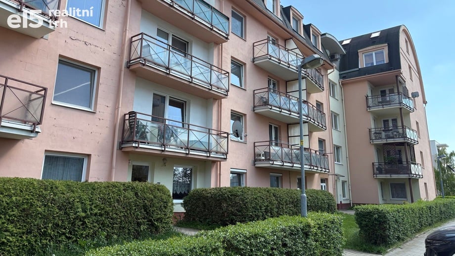 Pronájem byty 2+kk, 57 m² - Třebíč