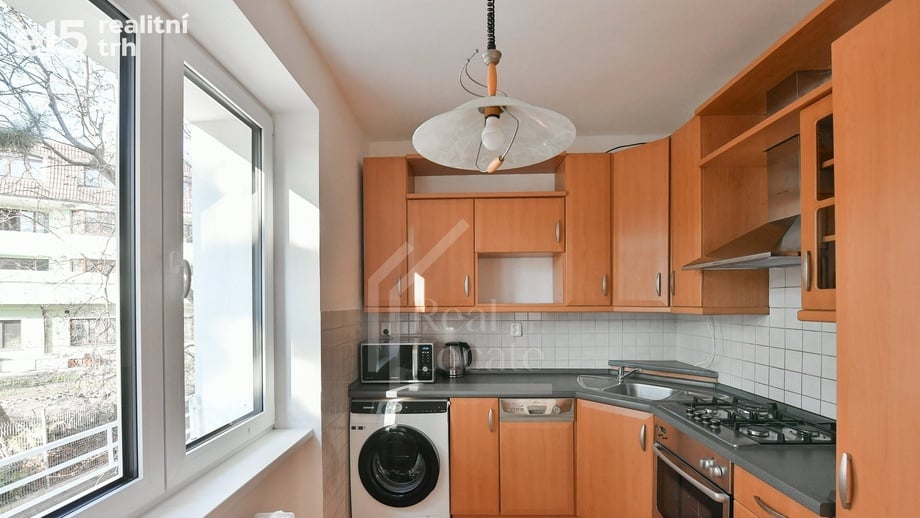 Pronájem byty 2+1, 52 m² - Praha - Žižkov
