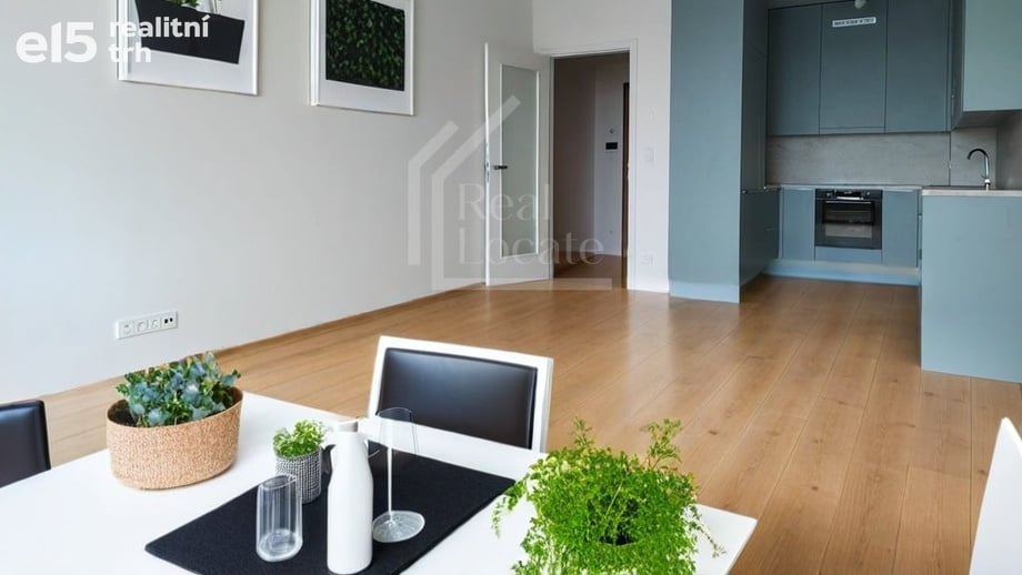 Pronájem byty 3+kk, 75 m² - Praha - Hrdlořezy