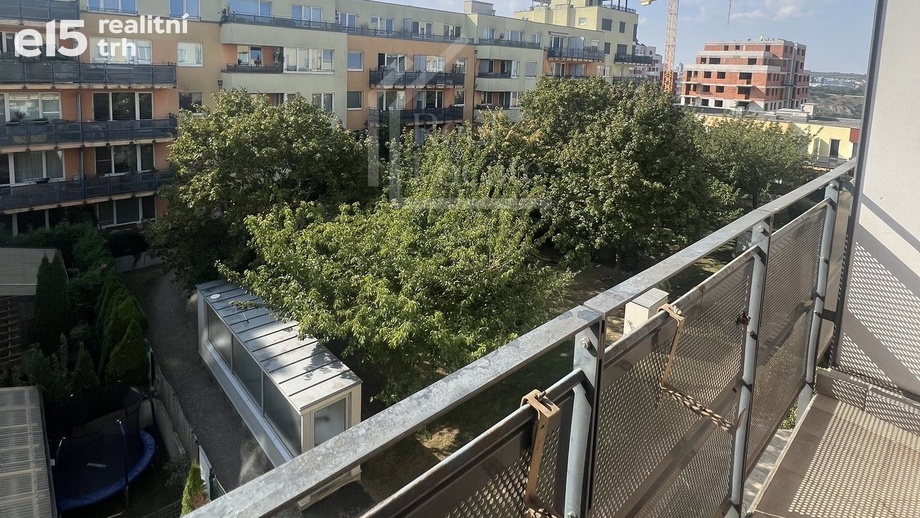 Pronájem byty 2+kk, 55 m² - Praha