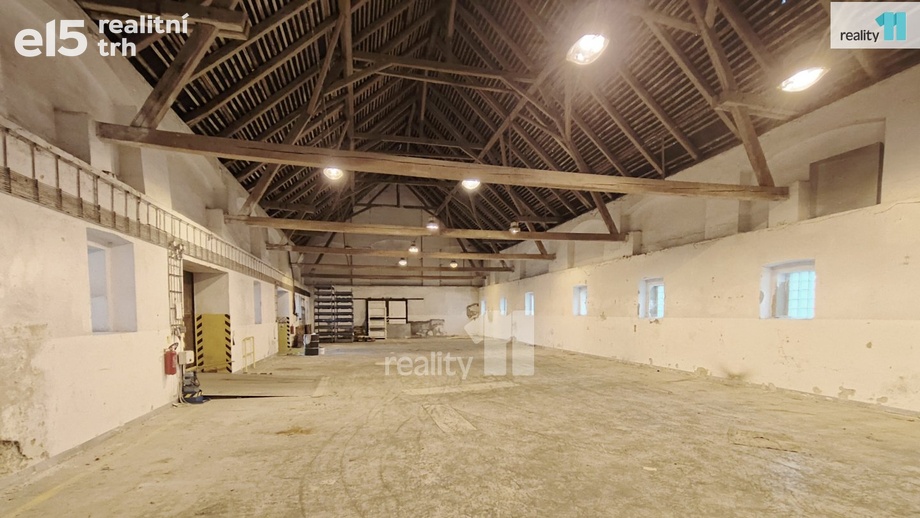 Pronájem sklady, 410 m² - Smidary - Červeněves
