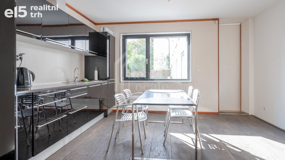 Prodej byty 3+kk, 62 m² - Praha - Břevnov
