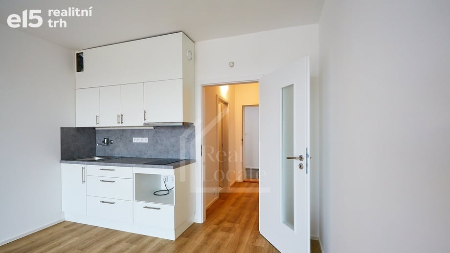 Pronájem byty 1+kk, 35 m² - Praha - Vršovice