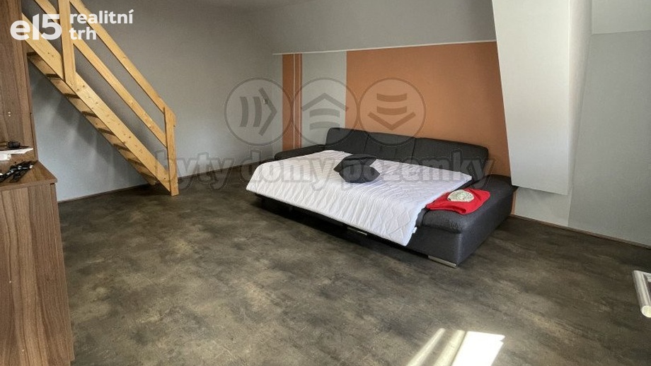 Pronájem rodinné domy, 120 m² - Dolní Břežany - Lhota