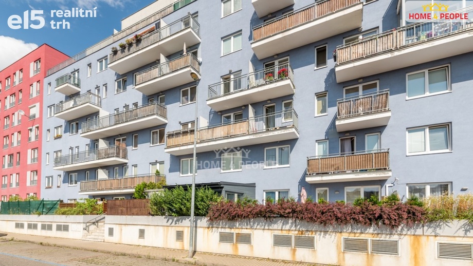 Prodej byty 2+kk, 67 m² - Praha - Michle