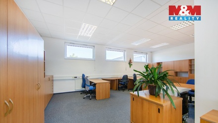 Pronájem kanceláře 138 m², Nýřany