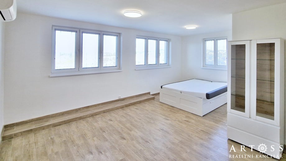 Pronájem bytu 2+kk 54 m², Brno - Žabovřesky