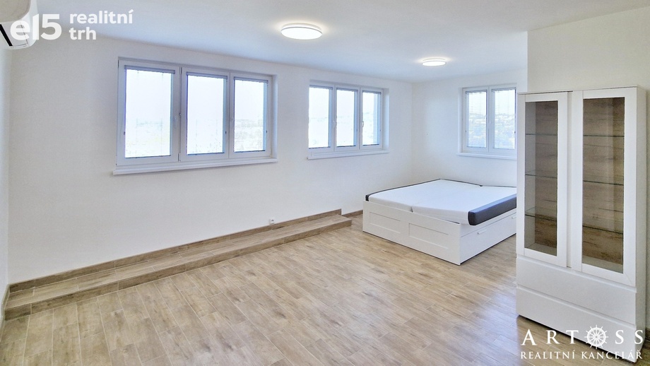 Pronájem byty 2+kk, 54 m² - Brno - Žabovřesky