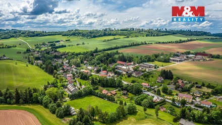 Prodej stavebního pozemku 1 324 m², Stružinec