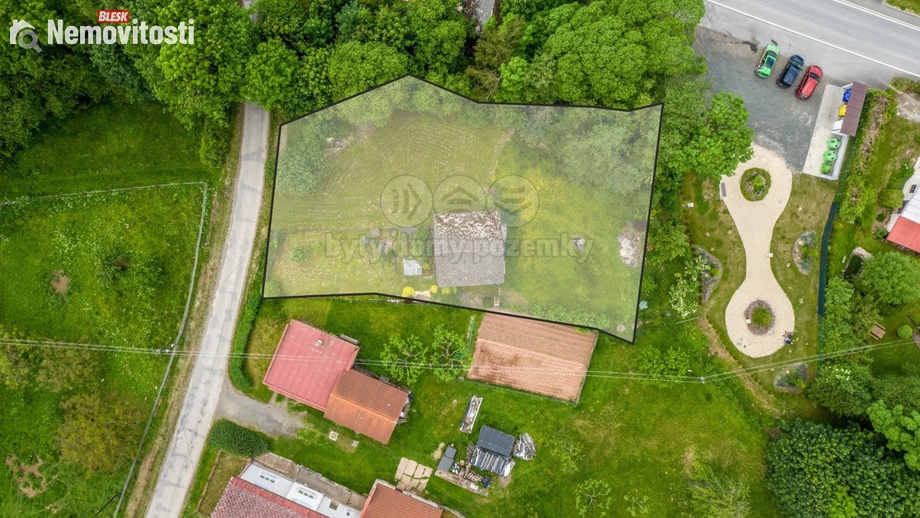 Prodej stavebního pozemku 1 324 m², Stružinec