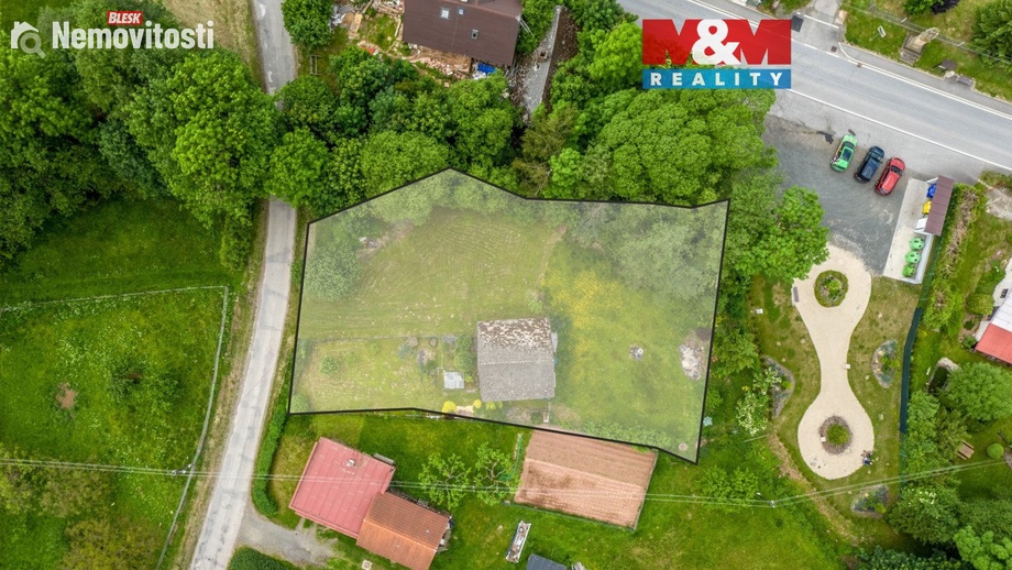 Prodej stavebního pozemku 1 324 m², Stružinec