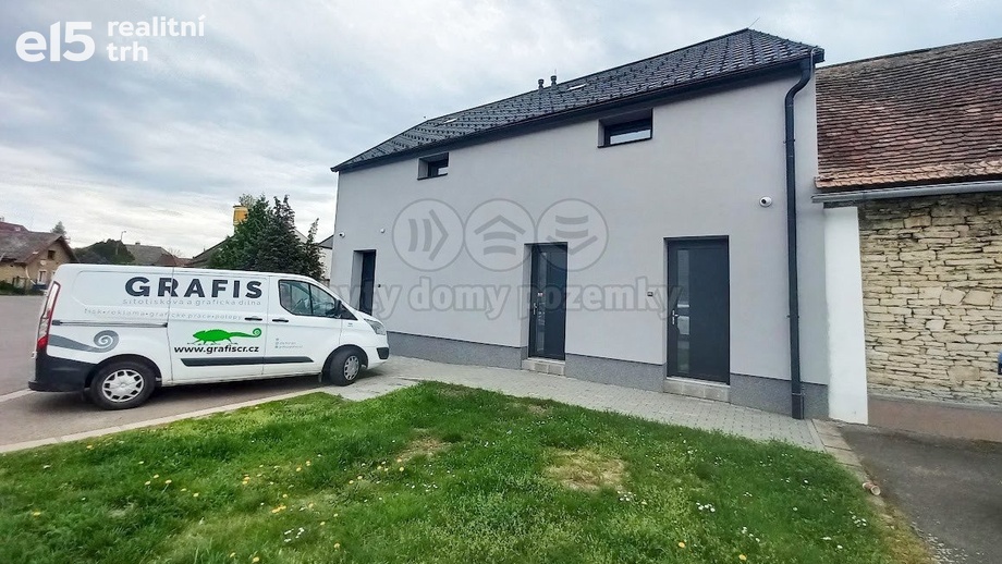 Pronájem byty 2+kk, 55 m² - Chrast