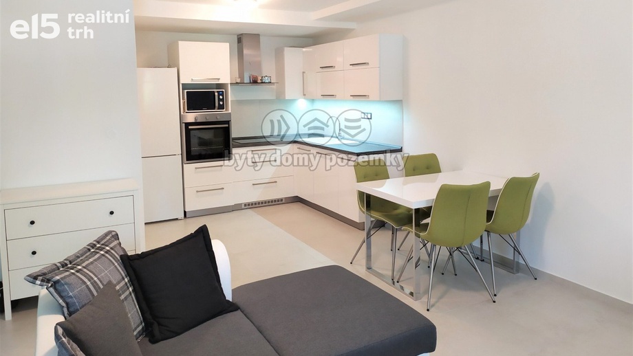 Pronájem byty 1+kk, 47 m² - Nový Jičín - Žilina