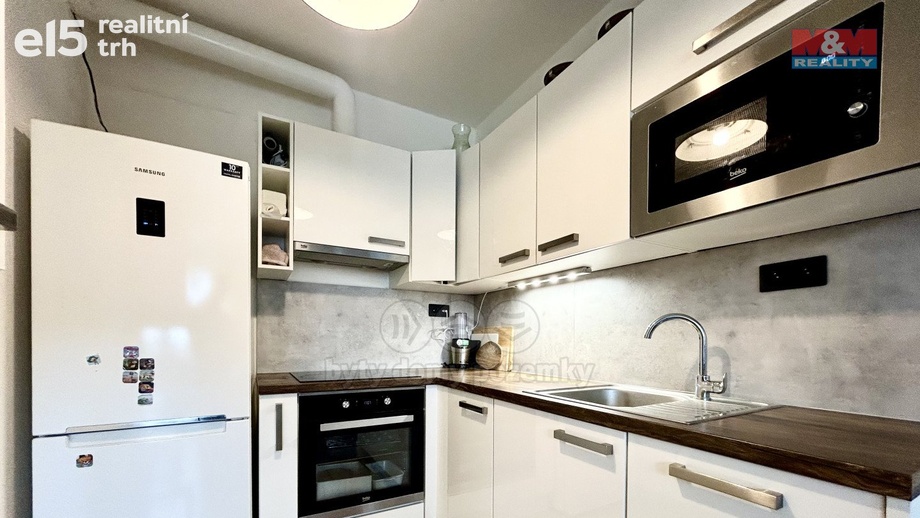 Pronájem byty 2+kk, 46 m² - Poděbrady III