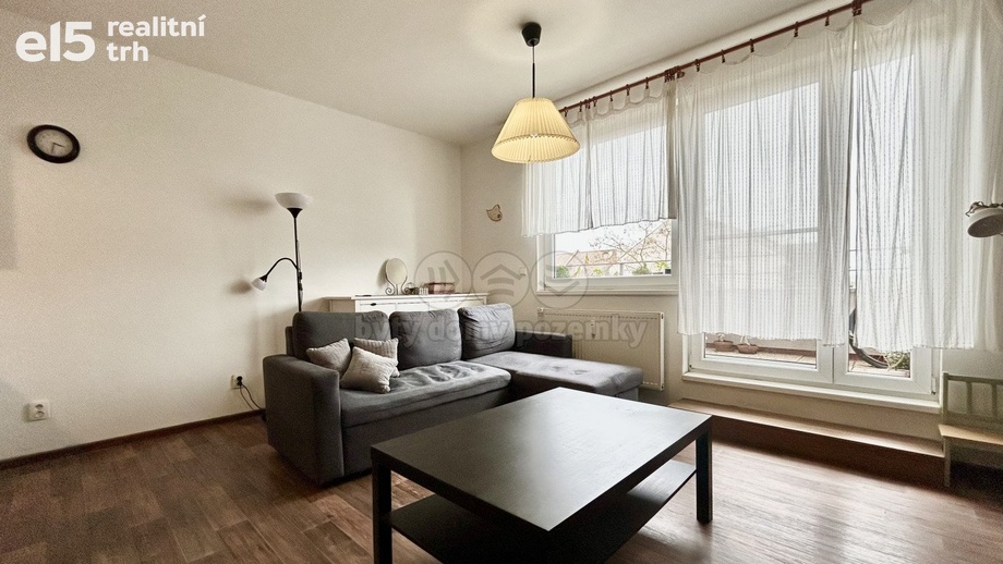 Pronájem byty 2+kk, 46 m² - Poděbrady III