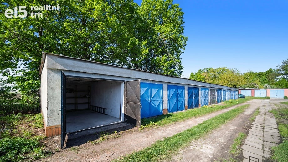 Pronájem garáže, 20 m² - Pardubice V