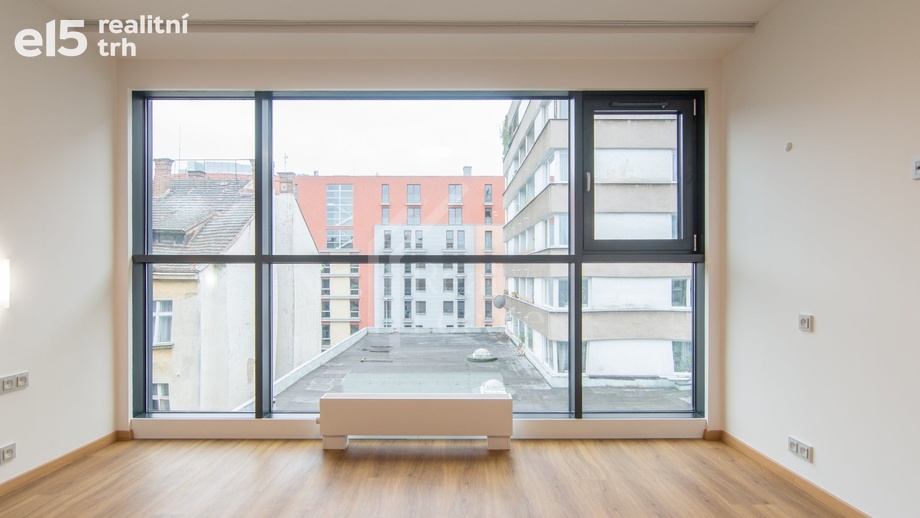 Pronájem byty 1+kk, 29 m² - Praha - Holešovice
