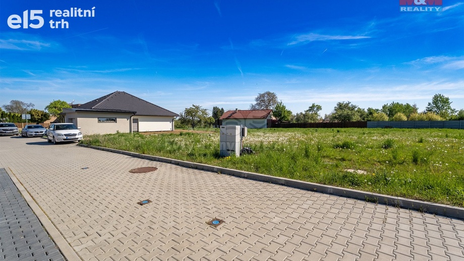 Prodej pozemky pro bydlení, 600 m² - Hrušov