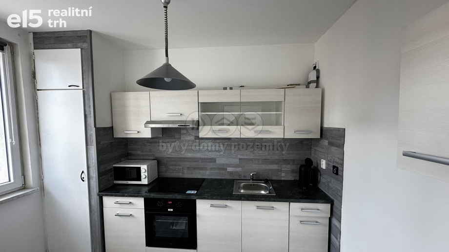 Pronájem byty 2+1, 45 m² - Krnov - Pod Bezručovým vrchem