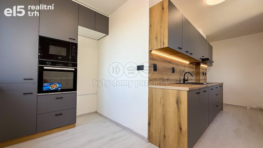 Prodej byty 2+1, 56 m² - Chomutov