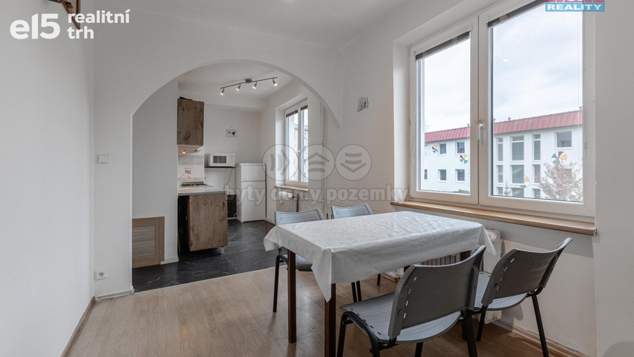 Prodej byty 2+1, 52 m² - Klatovy II