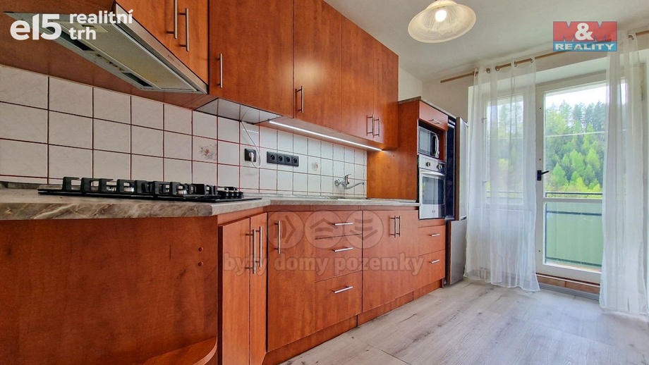 Pronájem byty 3+1, 66 m² - Úpice