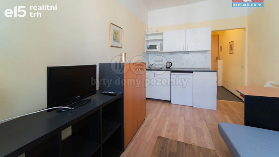 Prodej byty 1+kk, 20 m² - Praha - Smíchov