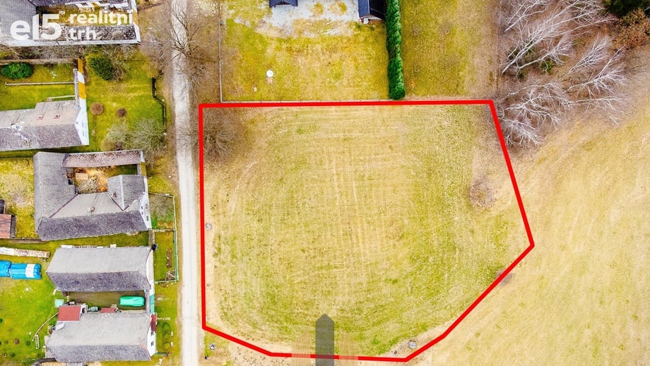 Prodej stavebního pozemku 1 400 m², Kamenice nad Lipou