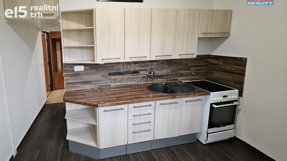 Pronájem byty 2+1, 54 m² - Přerov I-Město