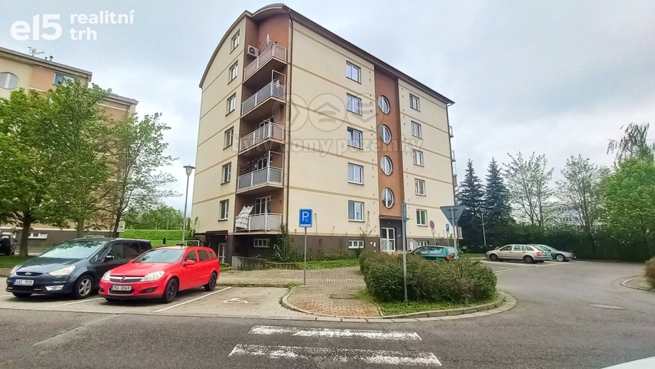 Pronájem obchodní prostory, 64 m² - Chrudim IV