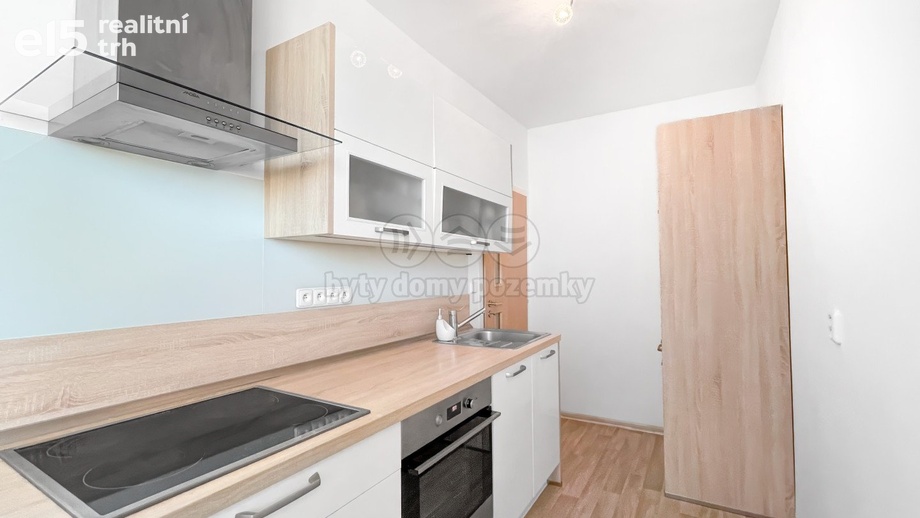 Pronájem byty 2+kk, 42 m² - Liberec VI-Rochlice
