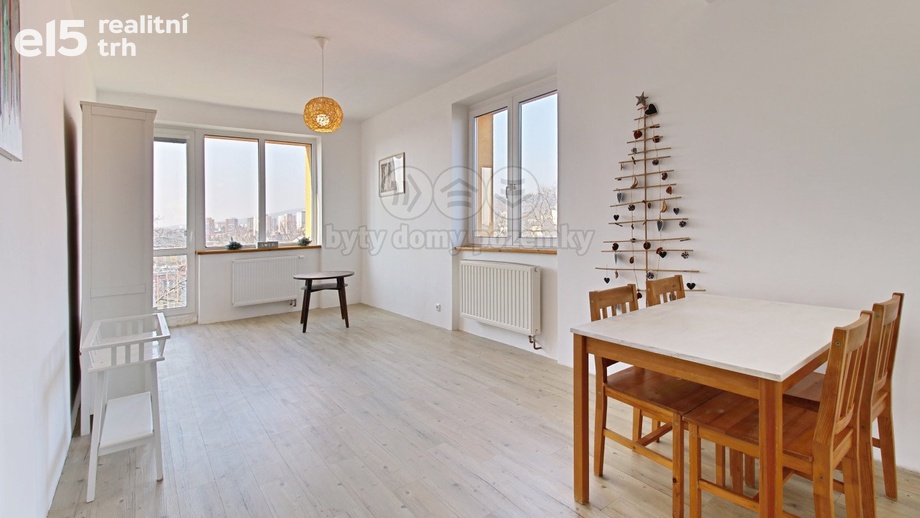 Pronájem byty 2+1, 54 m² - Chomutov