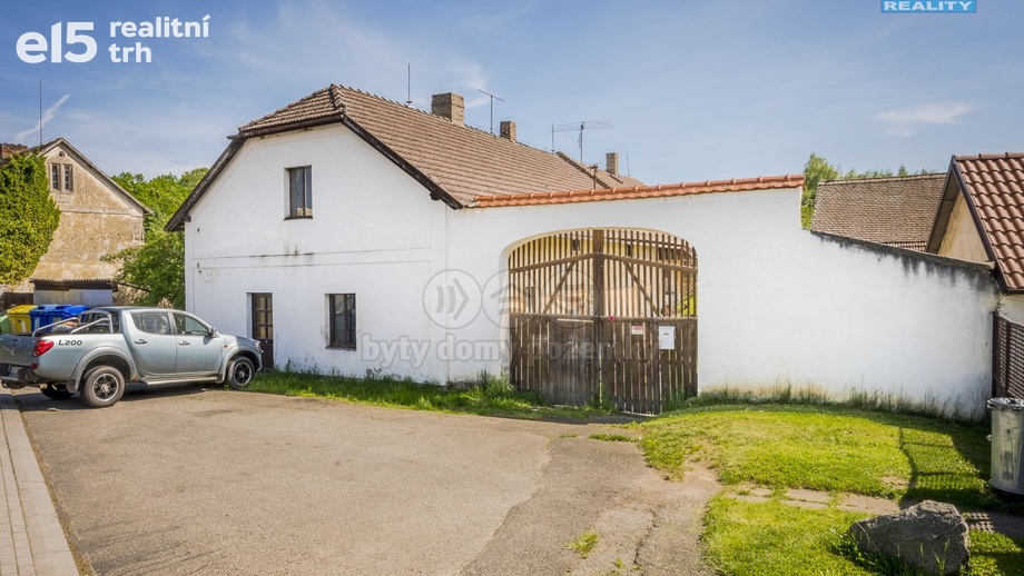 Prodej zemědělská usedlost, 750 m² - Jesenice