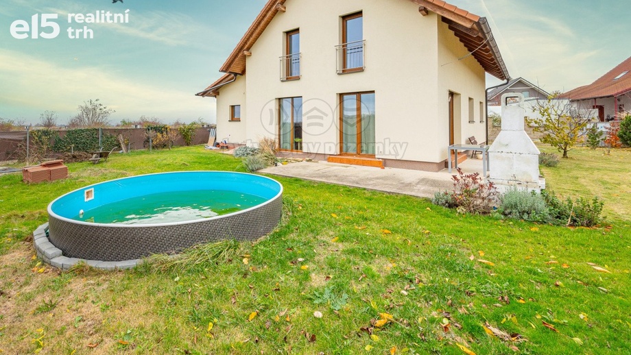 Prodej rodinné domy, 166 m² - Zlatá