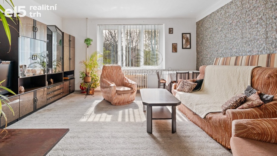 Prodej byty 4+1, 92 m² - Komárov